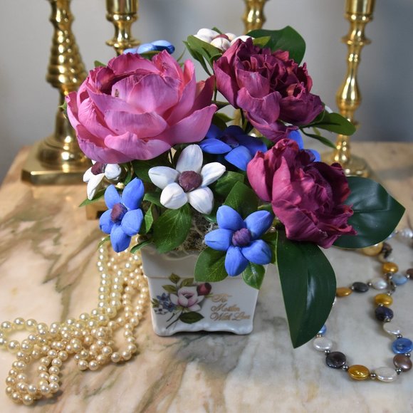 "For Mother with Love" painted on front of small trinket box w/ Sola flowers - Picture 11 of 14